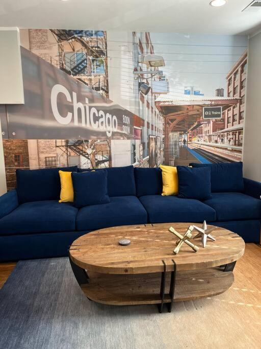 Trendy West Town Flat - 2 Bed / 1.5 Bath W Parking Apartman Chicago Kültér fotó
