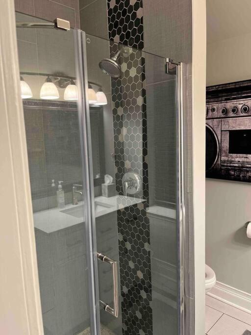 Trendy West Town Flat - 2 Bed / 1.5 Bath W Parking Apartman Chicago Kültér fotó